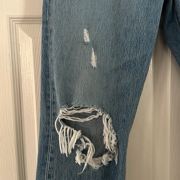 Levi's® Premium 501® ORIGINAL CROPPED WEDGIE STRAIGHT FIT WOMEN'S JEANS size 27 - Picture 4 of 10